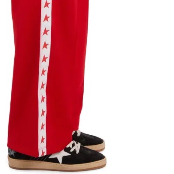 Golden Goose
Women's Pants Red super star M - Picture 7 of 16